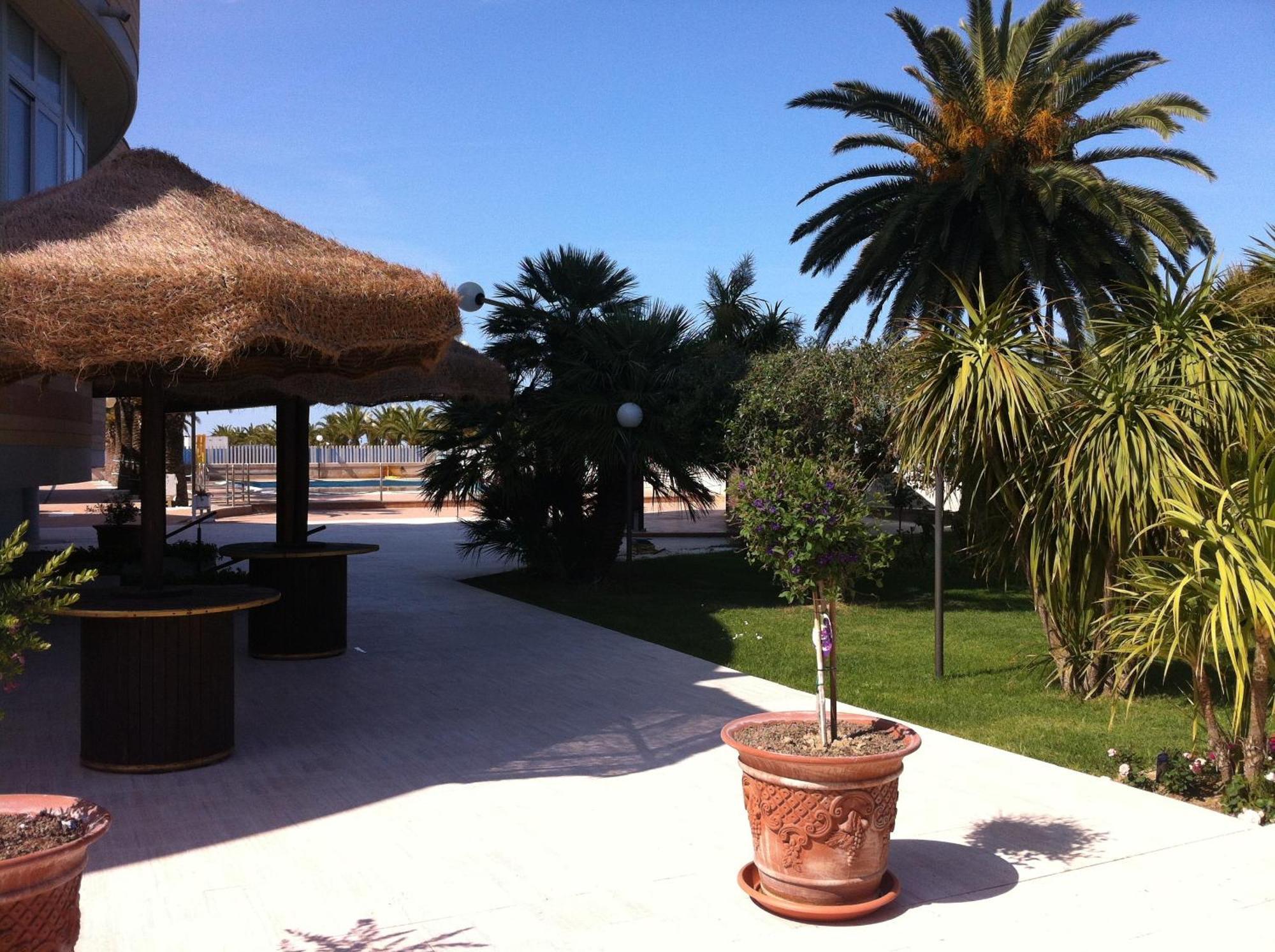Hotel Maxim'S Martinsicuro Esterno foto